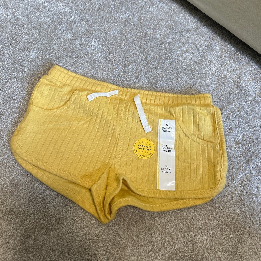 Girls shorts
